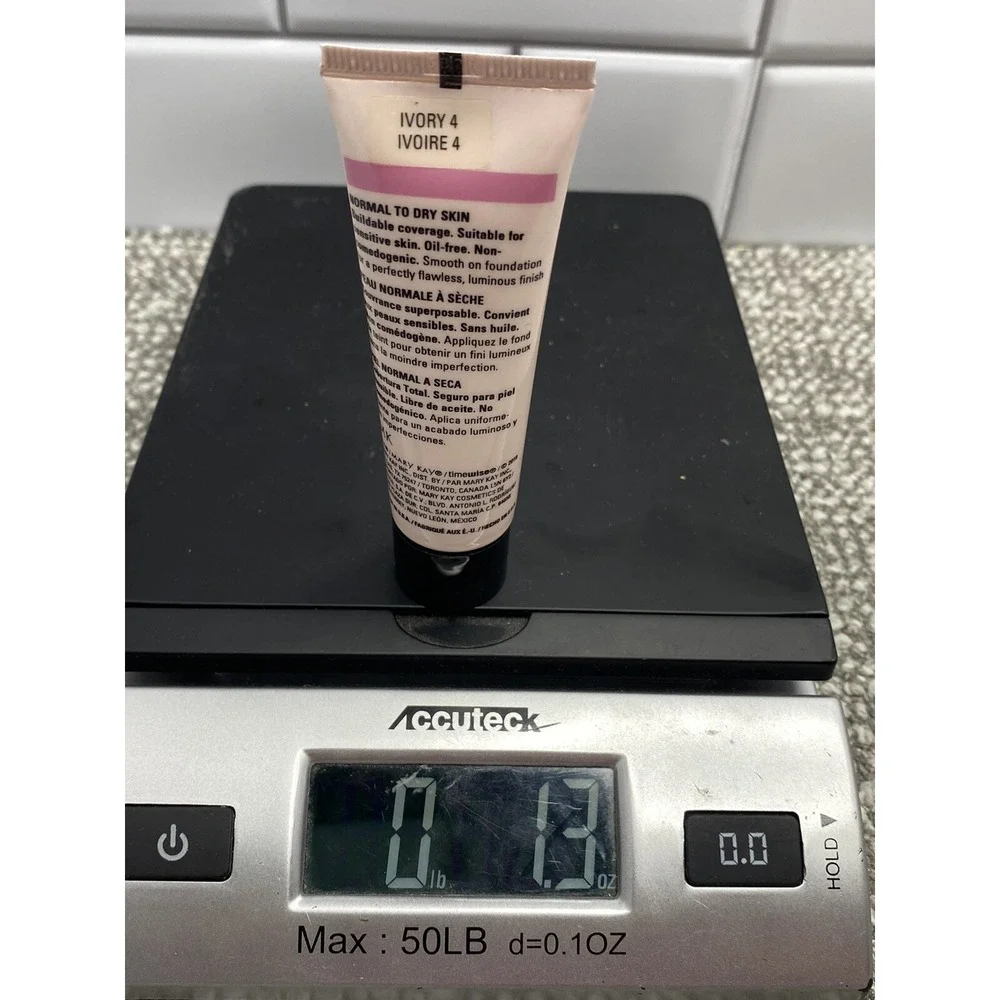 Mary Kay Timewise Foundation Luminous Wear NEW‎ W/O Box Normal to Dry Ivory 4